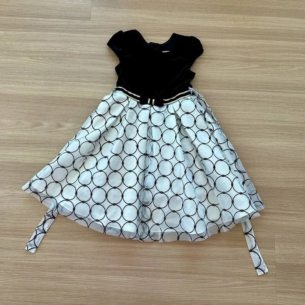 Jona Michelle dress in black and white size 5